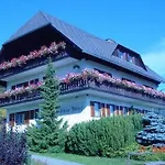 Gaestehaus Bischof Pensjonat Schöder