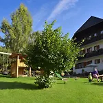 Gaestehaus Bischof Pensjonat Schöder