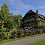 Gaestehaus Bischof Pensjonat Schöder